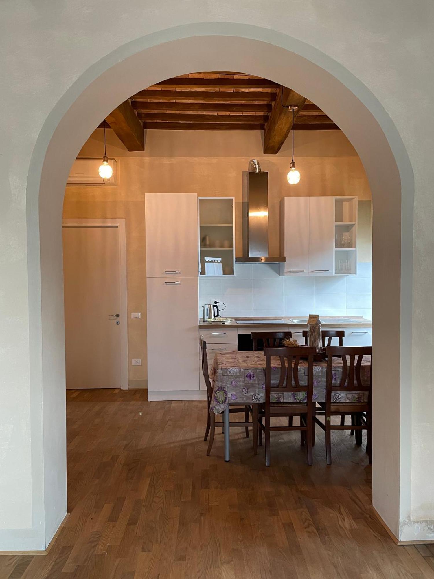 Casa Vacanze Le Due Torri Vada Esterno foto
