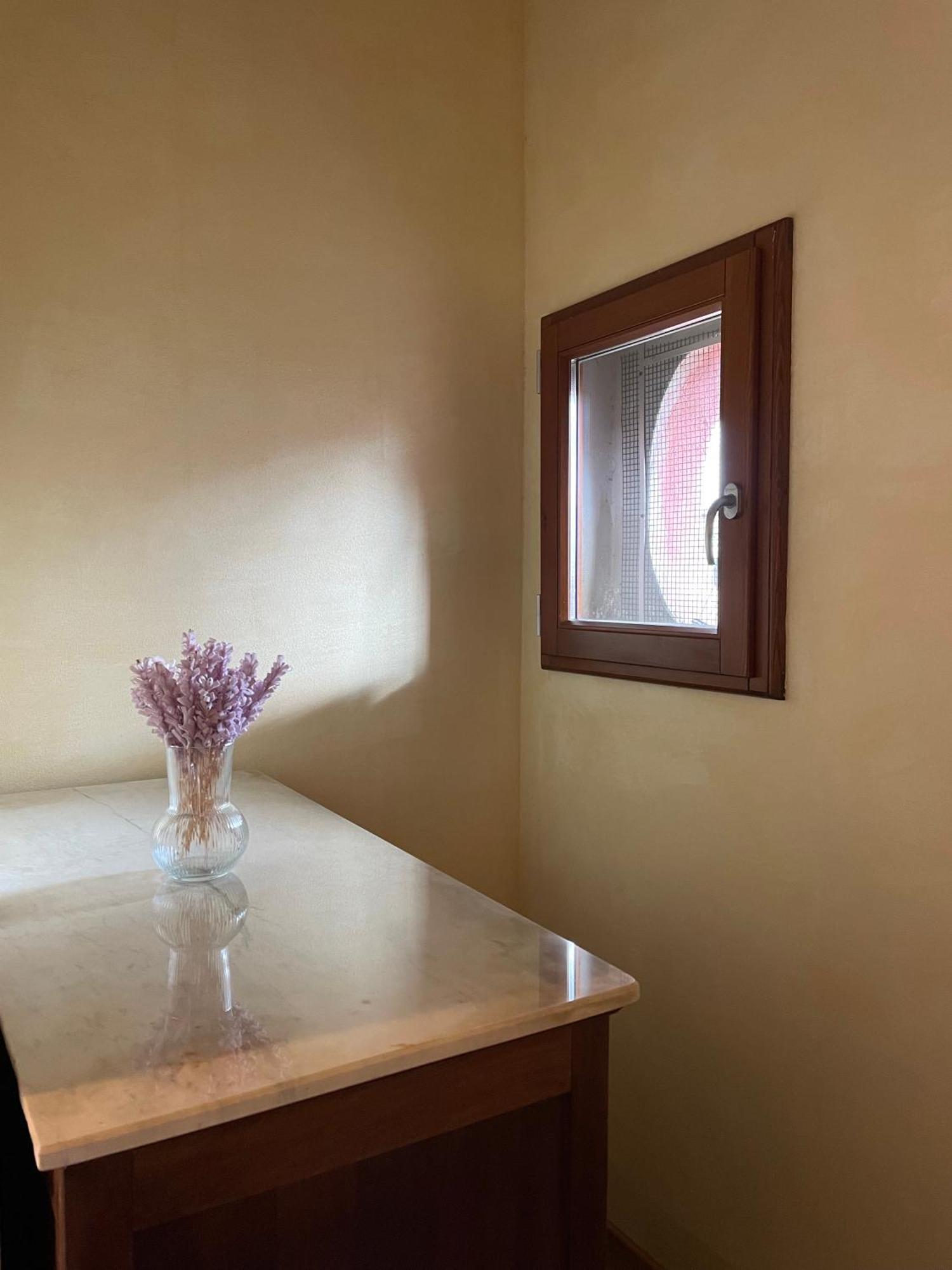Casa Vacanze Le Due Torri Vada Esterno foto